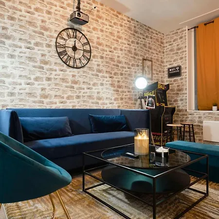 Otel Ng Suitehome - Lille I Barbieux I Saint Roch - Maison 4 - Balneo - Arcade De Jeux - Netflix - Wifi - Cuisine Equipee - Lave Linge Roubaix
